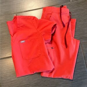 Figs Coral Technical Collection Top